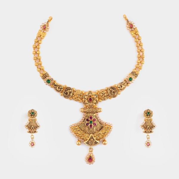 Amazing Gold Necklace Set for Ladies with Antique Design 