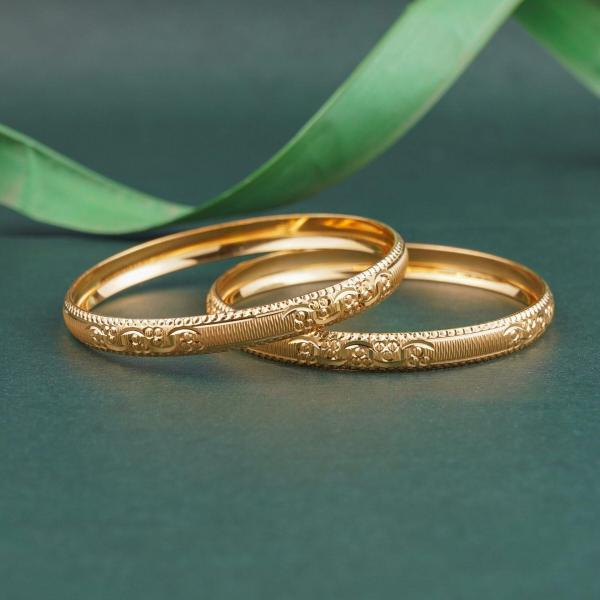 Beautiful Gold Bangles in Plain Design Suitable for Daily Wear