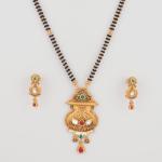 Beautiful Gold Mangalsutra Pendant Set with Kundan Stones for Ladies 