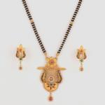 916 Hallmark Gold Mangalsutra Pendant Set for Ladies 