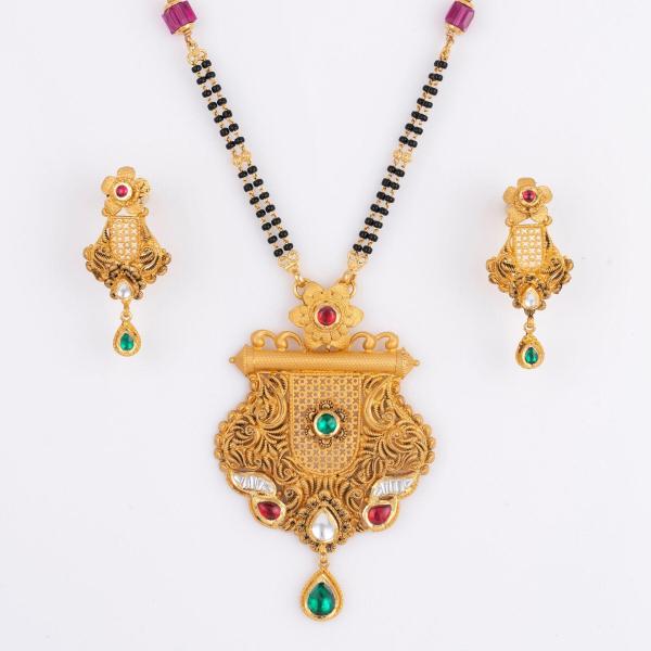 Beautiful Gold Mangal Sutra Pendant Set in Flowers Design & Stones 