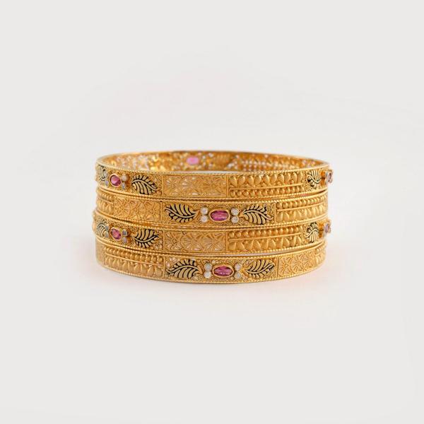 Adoreable Gold Ladies Bangles in Antique Design 