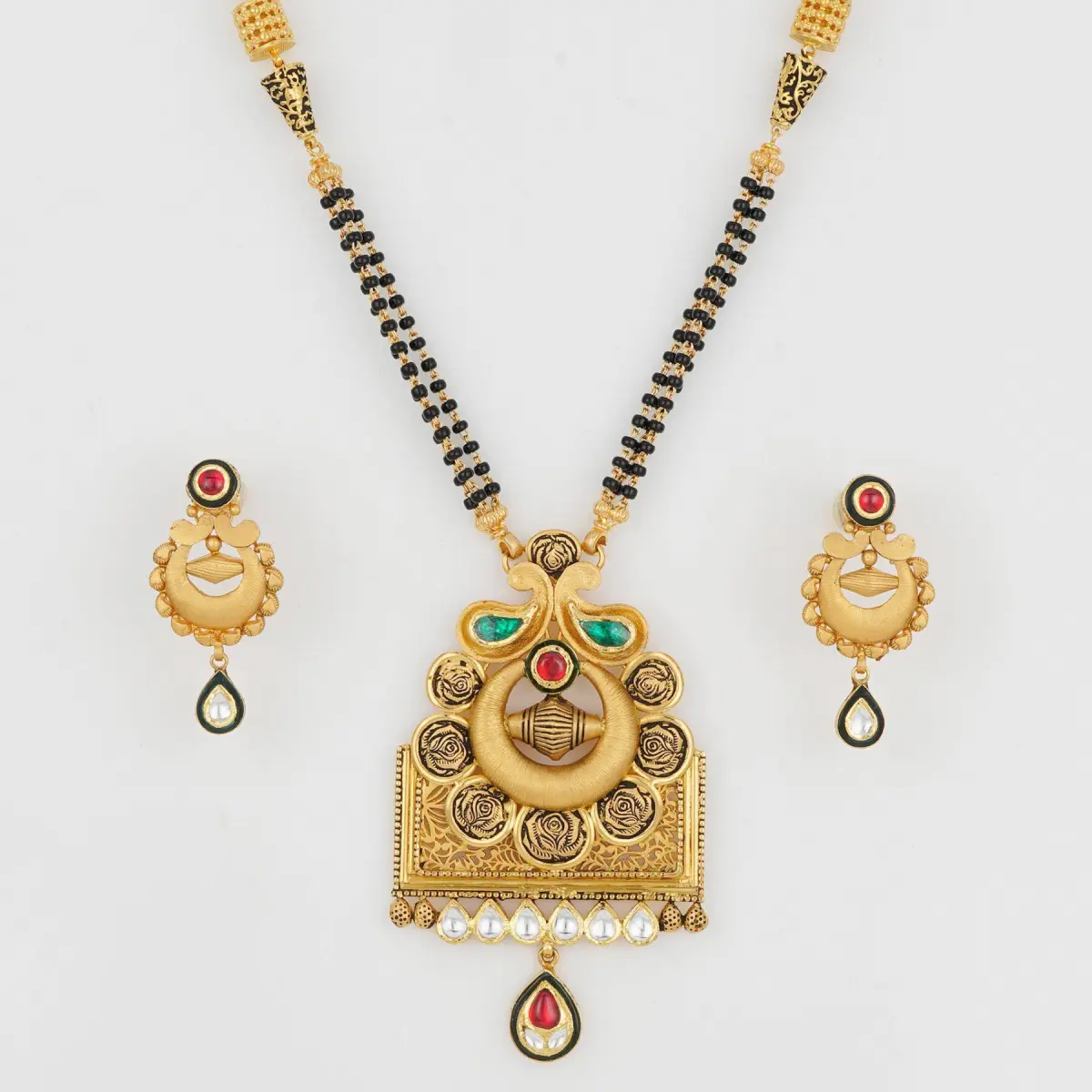 Elegant Gold Mangal Sutra Pendant Set for Ladies with Beautiful Shape & Design 