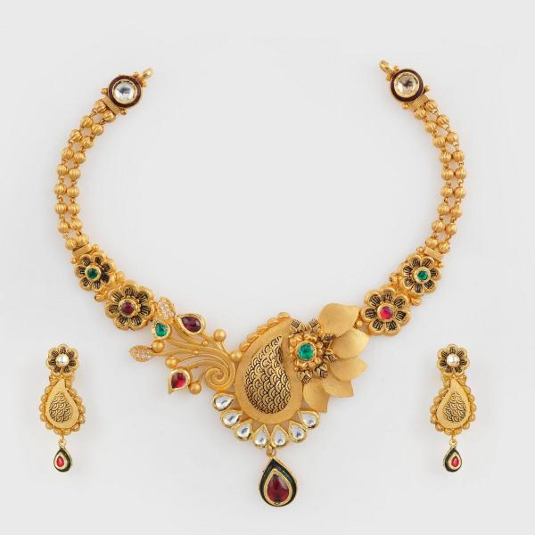 Adoreable Antique Gold Necklace Set with Amazing Design 