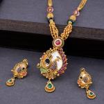 Adoreable Gold Antique Pendant Set with Fabulous work & Design 