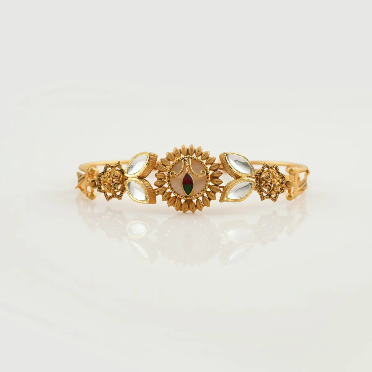 Gold Bracelet in Plain Design for Ladies 