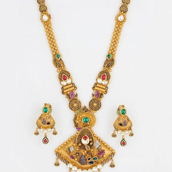 Adoreable Gold Antique Ranihar Set with Fabulous work & Design 