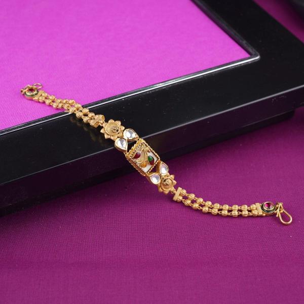 Gold Antique Bracelete for Ladies with Beautiful Design 