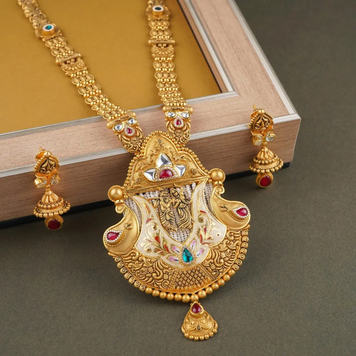 Beautiful Gold Long Antique Ranihar Sets in Drop Shape with Amazing Design & kundan Stones 