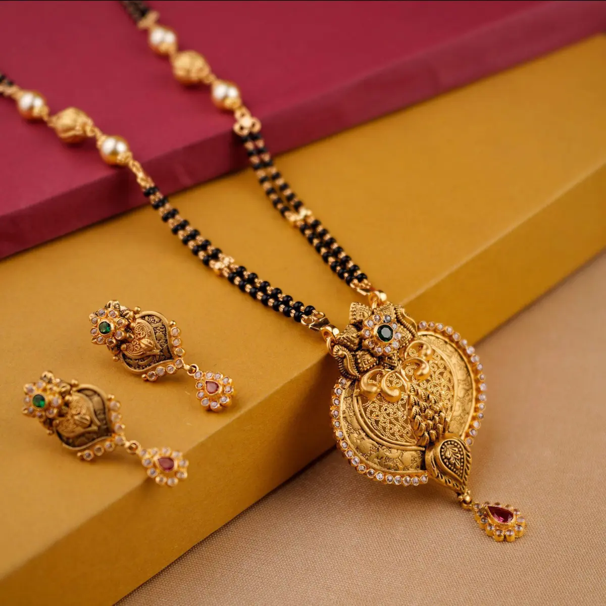 Gold Antique Mangal Sutra Pendant Set with Amazing shape and Design with White Pearls 