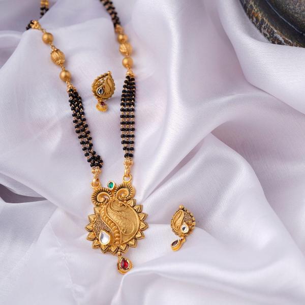 Adoreable Shape Gold Antique Mangalsutra for Ladies with Elegant Design 