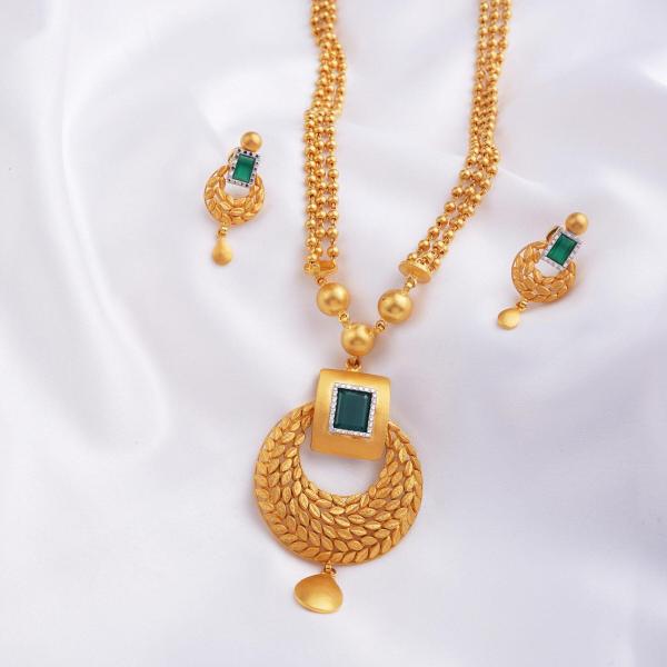 Elegant Flowers Design Gold Ranihar Set for Ladies with Zerkon Stones & Beautiful Design 