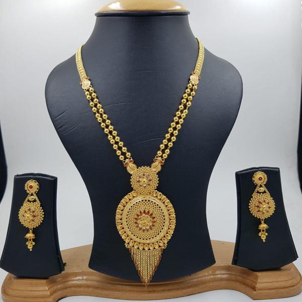 Long Ranihar in Yellow Gold Trendy Design without Stones