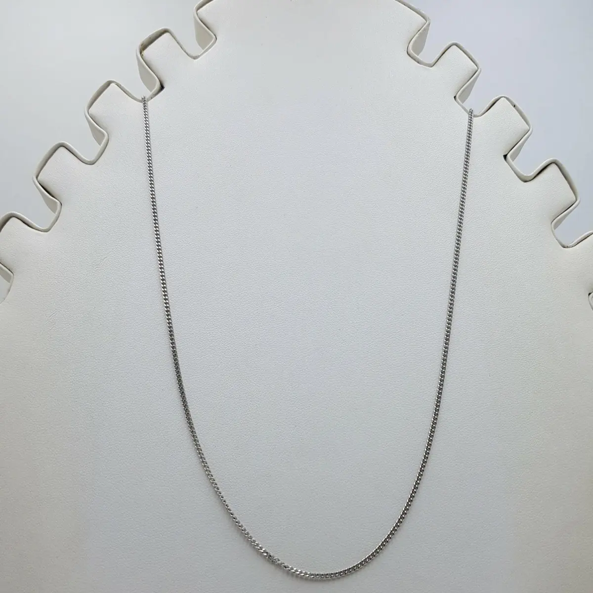 BEAUTIFUL 925 STERLING SILVER CHAIN