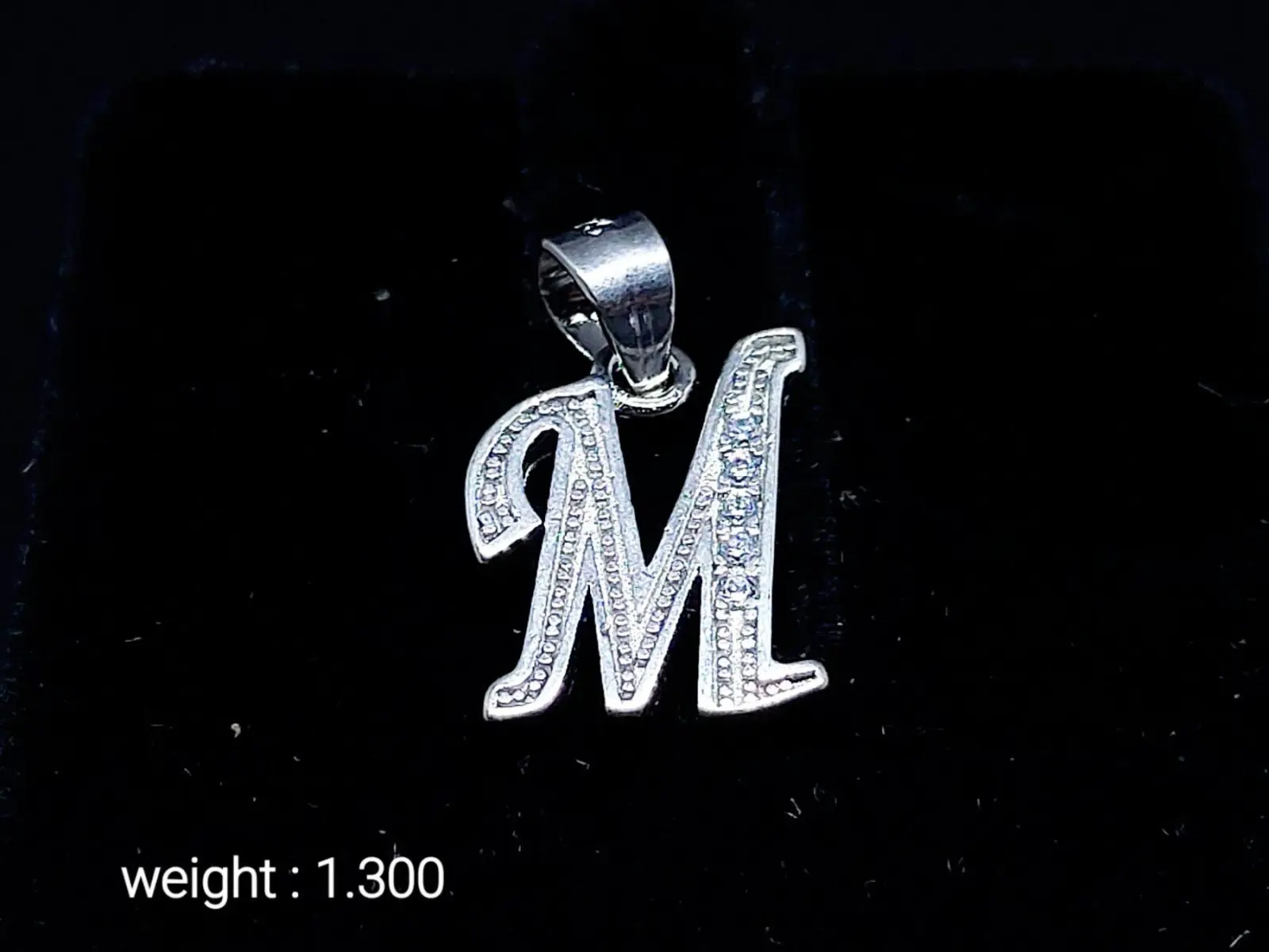 925 Sterling Silver Pendant In M Alphabet