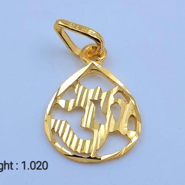 Gold Chain Pendant