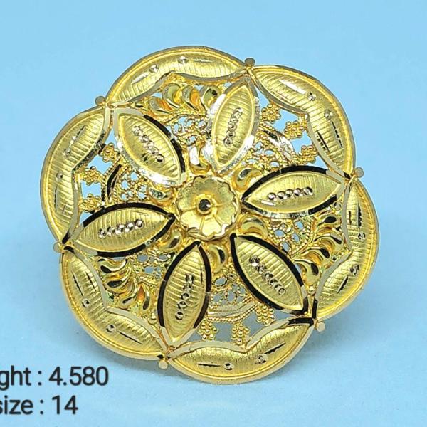 Gold Ladies Ring