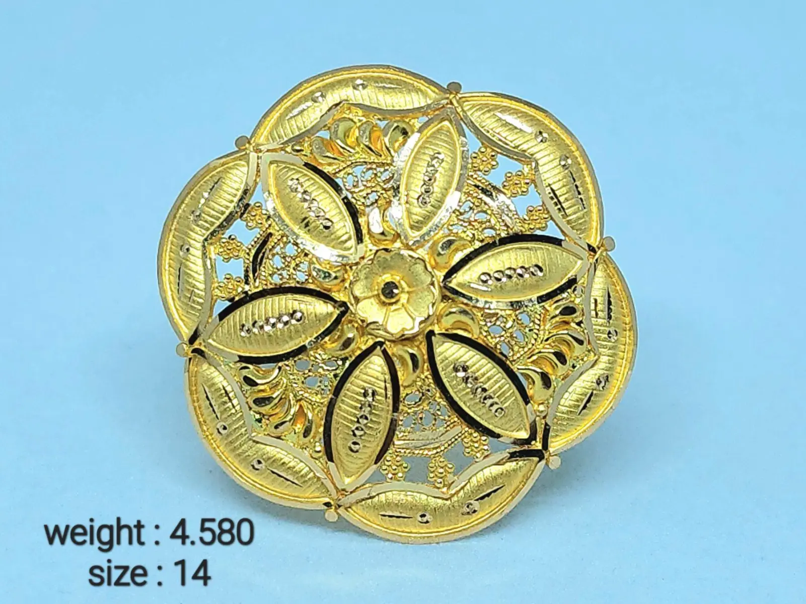 Gold Ladies Ring