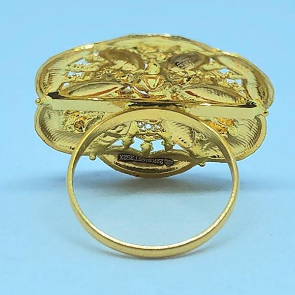 Gold Ladies Ring