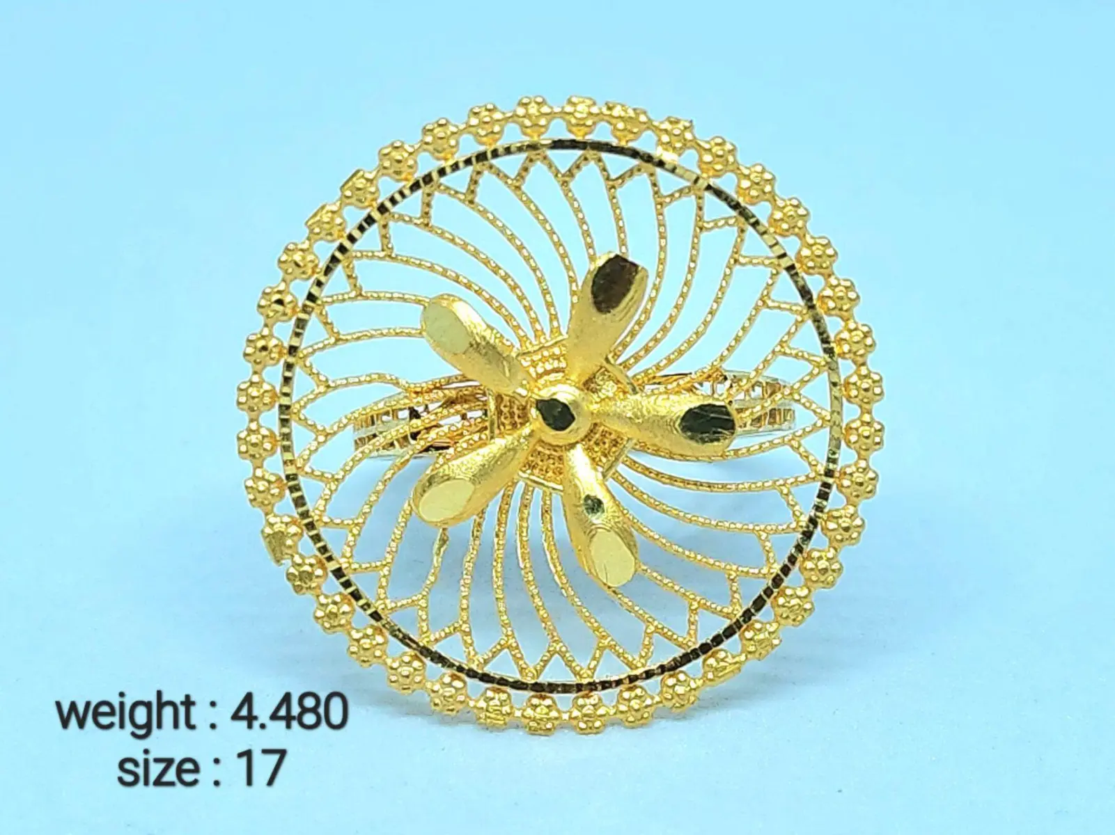 Gold Ladies Ring