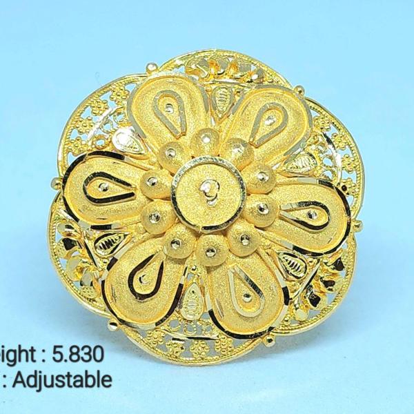 Gold Ladies Ring