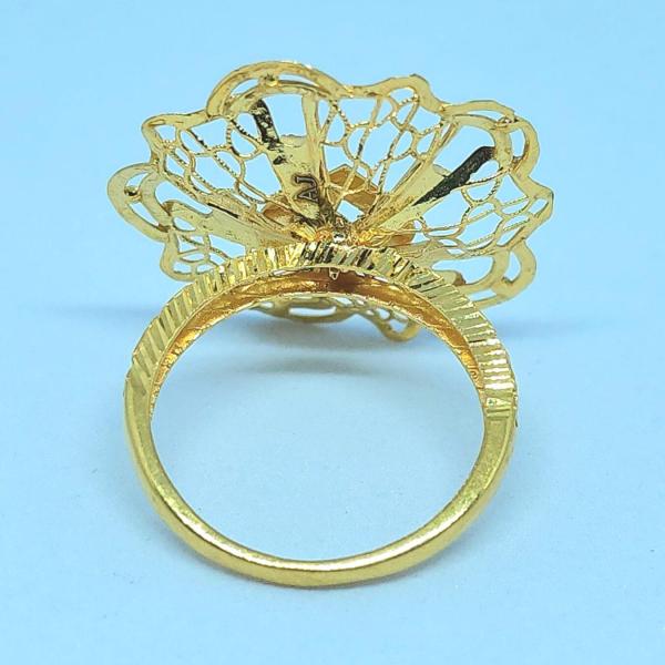 Gold Ladies Ring