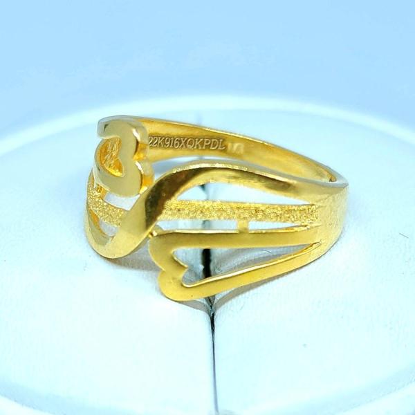 Gold Ladies Ring