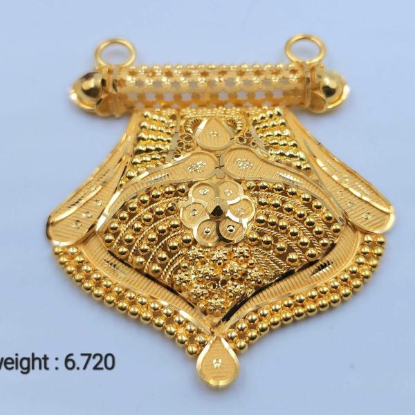 Gold Mangalsutra Pendant