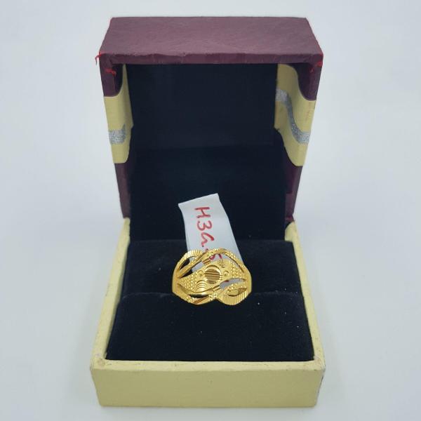 Fabulous Gold Ring for Ladies with Plain Design 