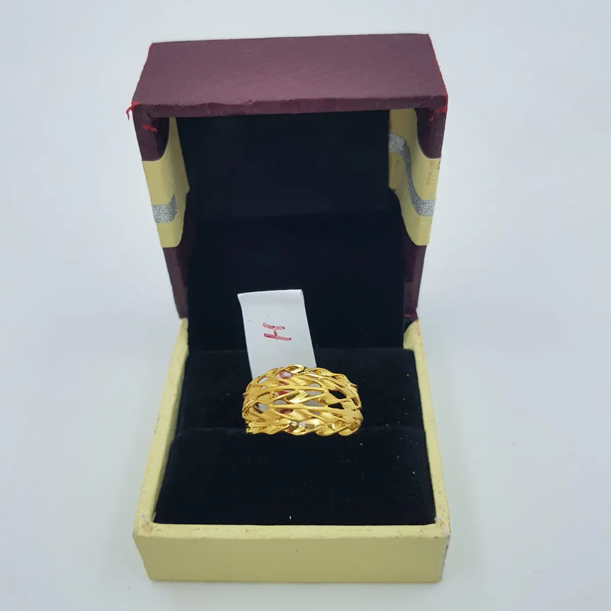 Gold Ladies Ring with Plain Design