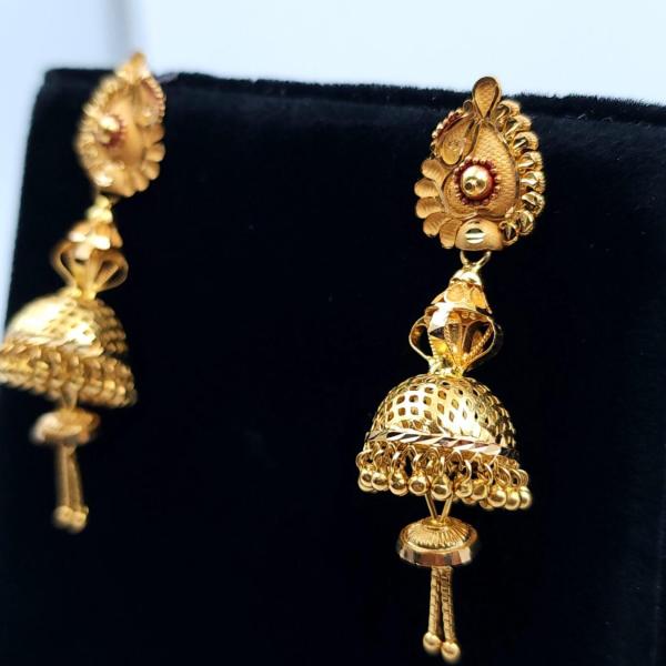 Gold jhumke