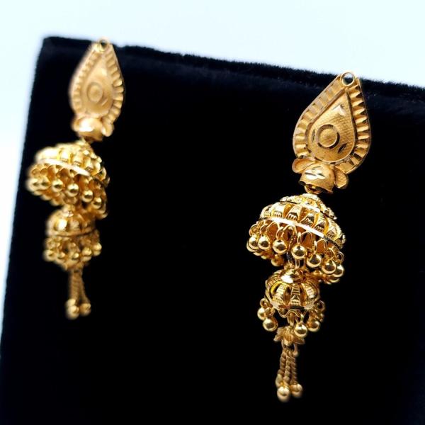 Gold jhumke (Copy)