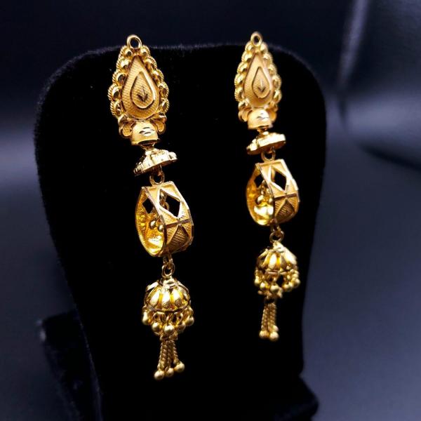 Gold jhumke