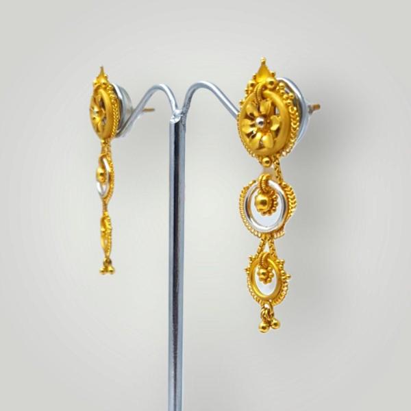 Adorable Gold Jhumke for Ladies 