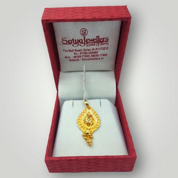 Beautiful Yellow Gold Pendant with Plain Design for Ladies 