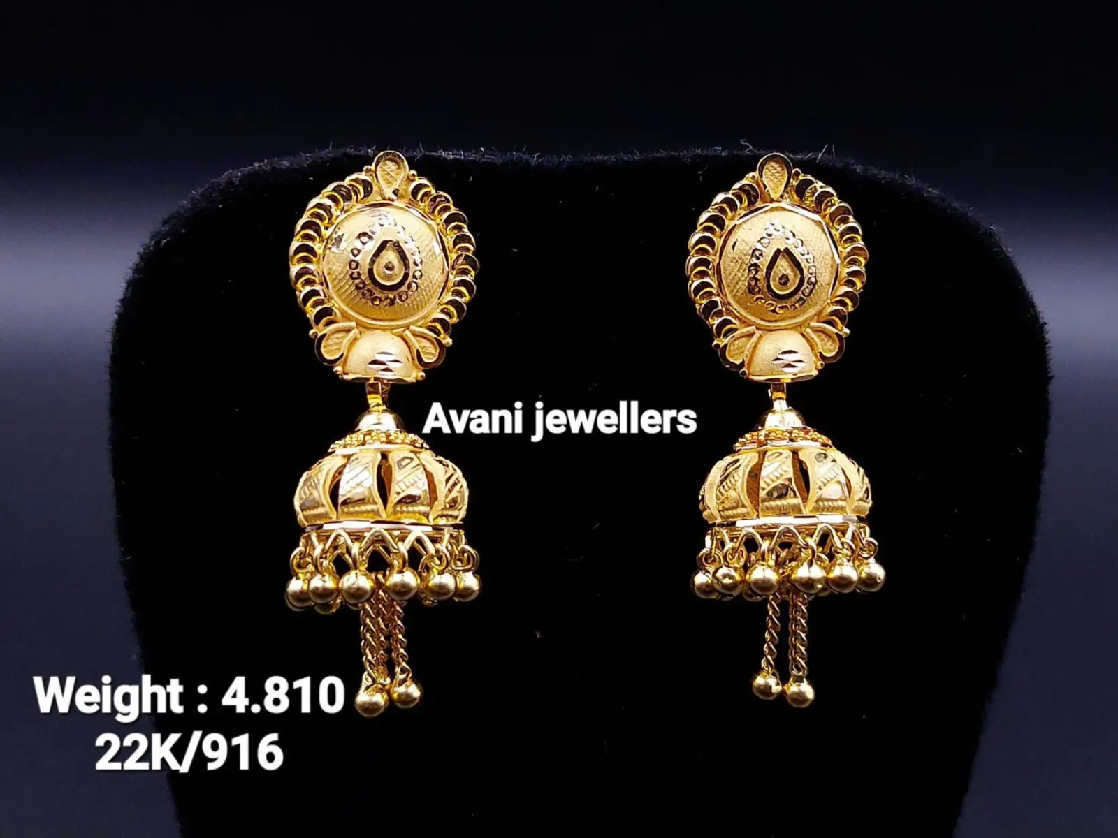 Gold jhumki