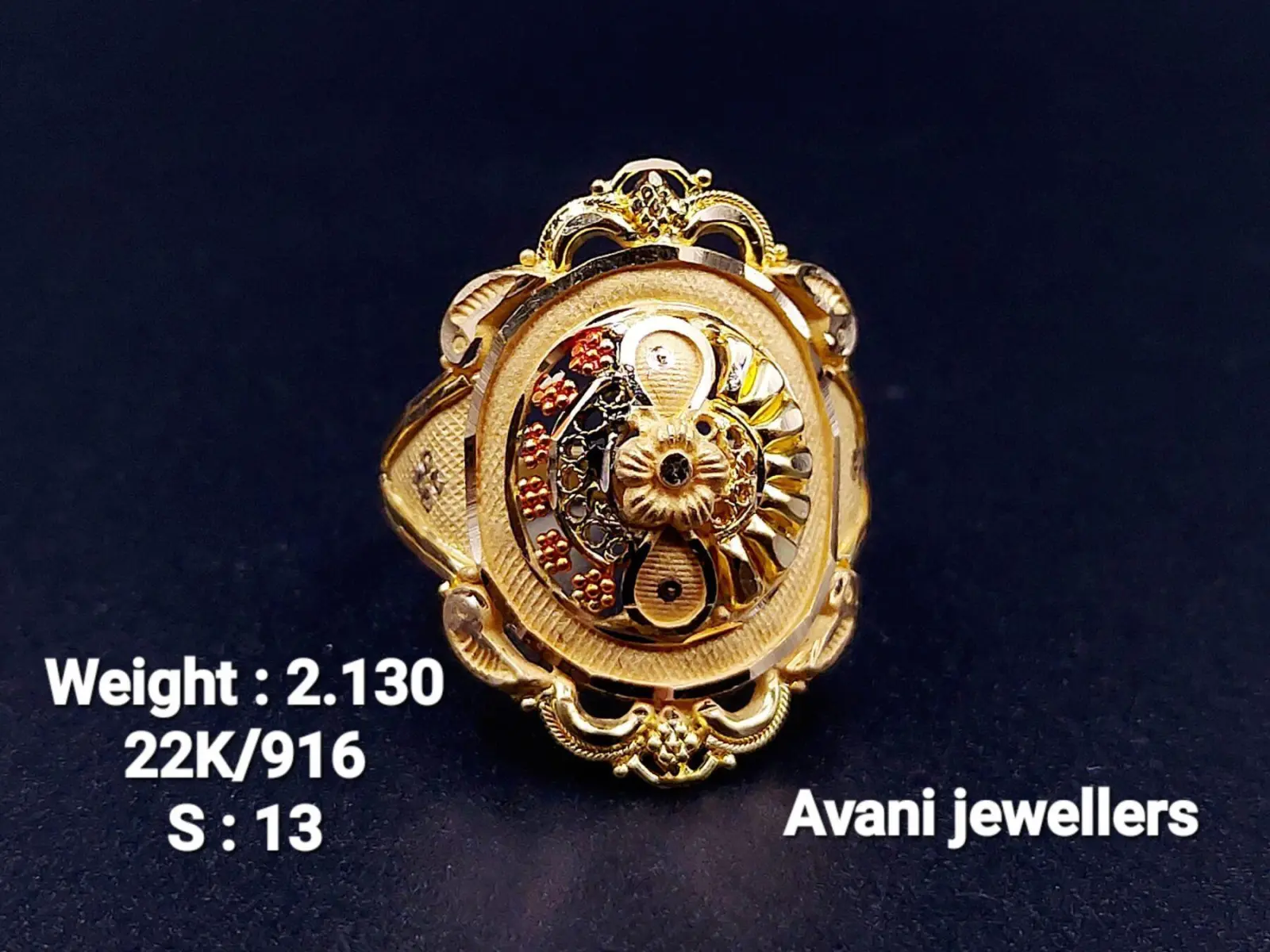 Ladies Ring