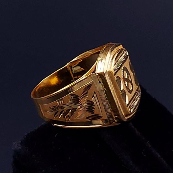 Gold Gents Ring