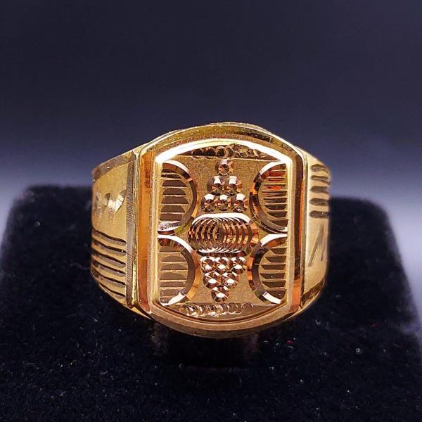 Gold Gents Ring