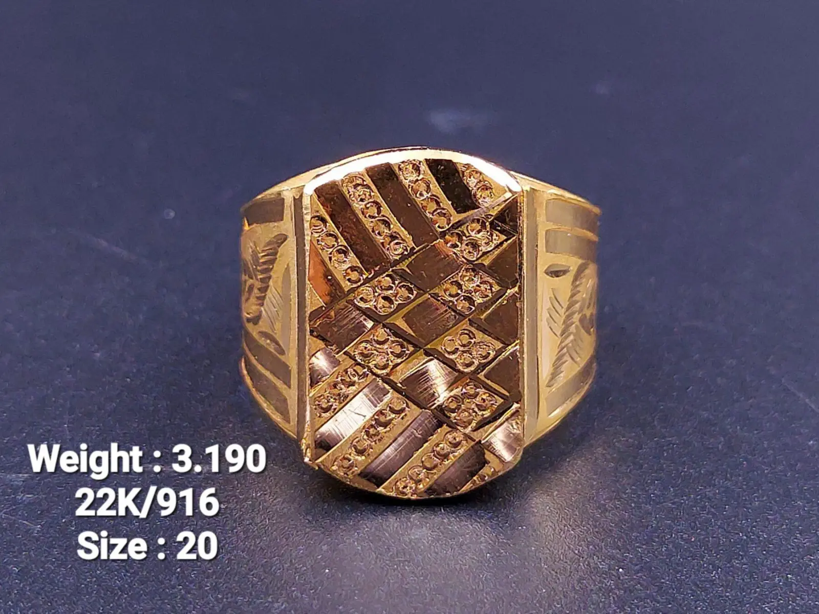 Gold Gents Ring