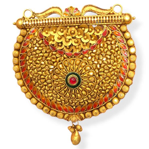 Beautiful Gold Mangal Sutra Pendant