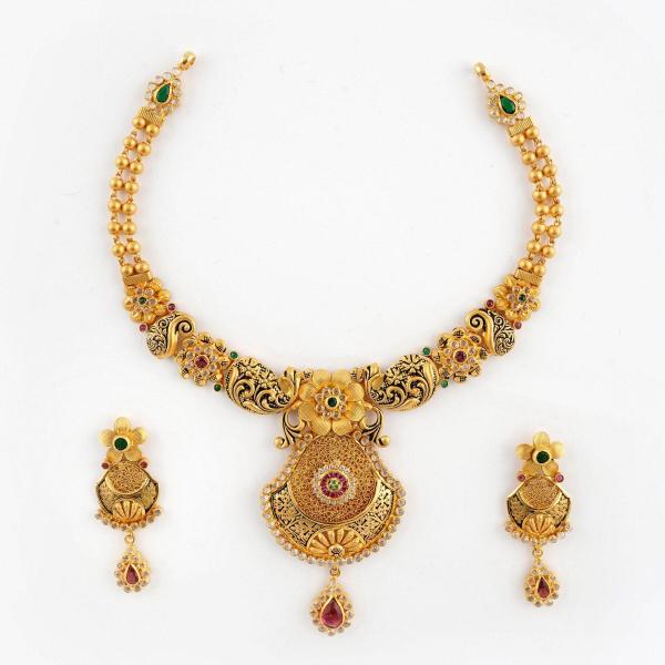 Beautiful Shape Antique Gold Necklace for Ladies with Fancy Design 