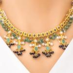 Extravagant Hanging Emerald Necklace Set