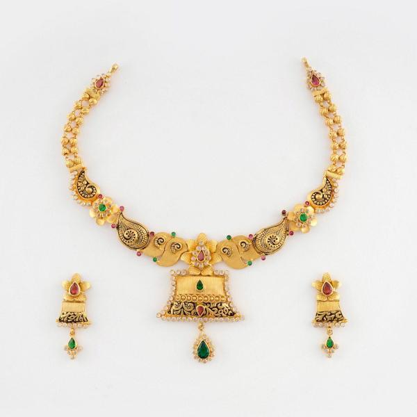 Ladies Gold Antique Necklace Set with beautiful Design 