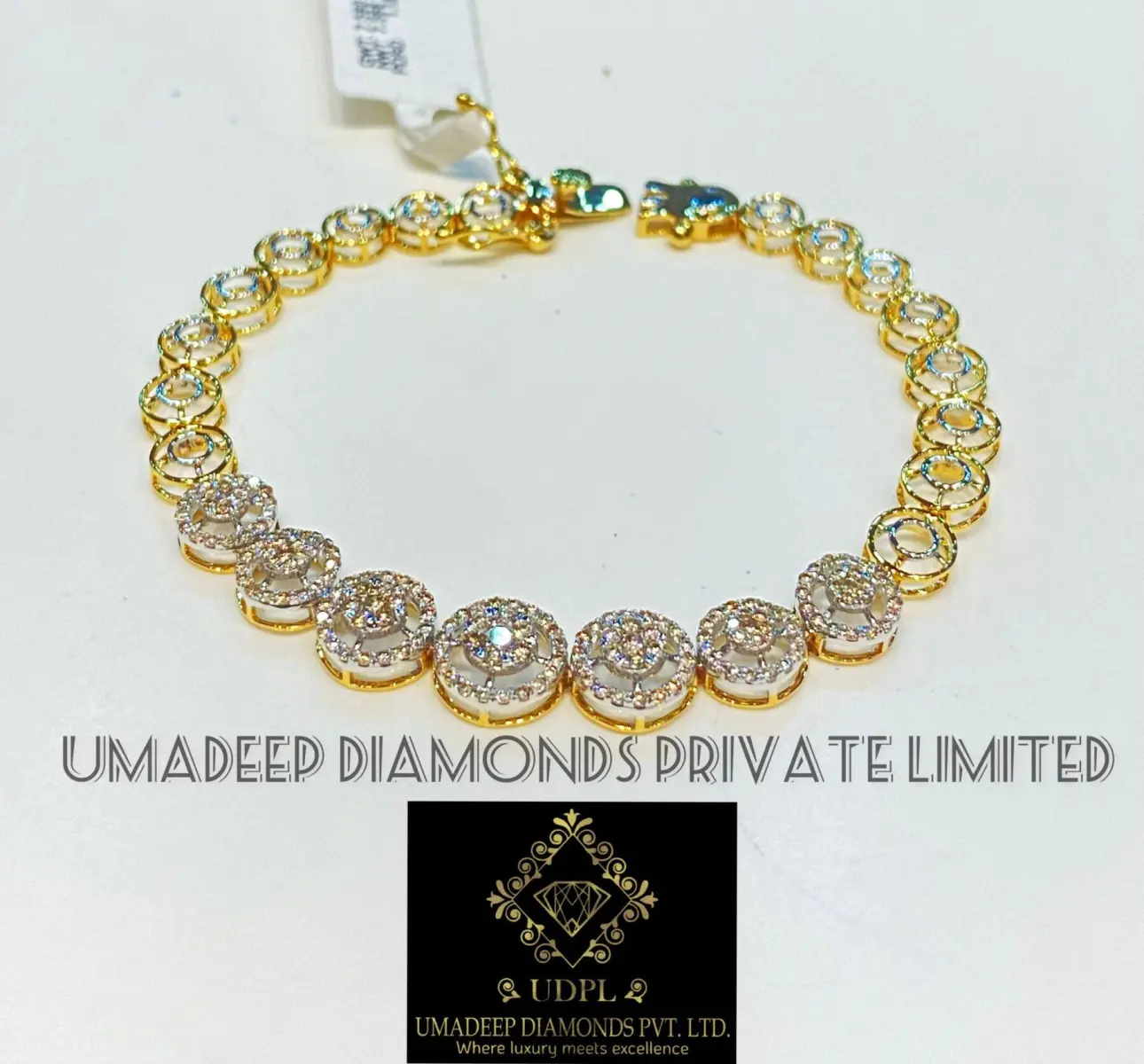 Natural Diamonds yellow Gold Ladies Zerkon Bracelet in 14k Purity