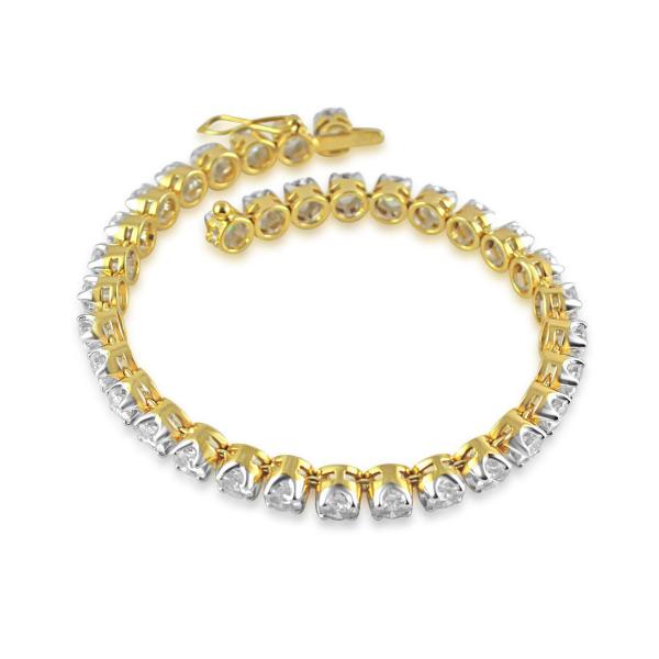 Custom made Tinsel 0.14 Pointer Moissanite Bracelet by Solitairz Affair