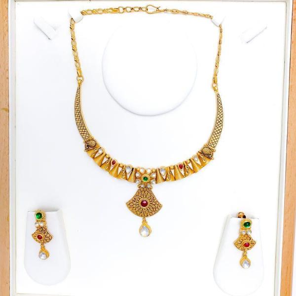 Radiant Hanging Kundan Set