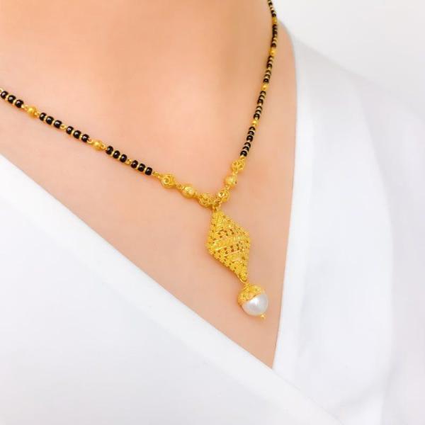 Refined Pearl Drop Mangalsutra