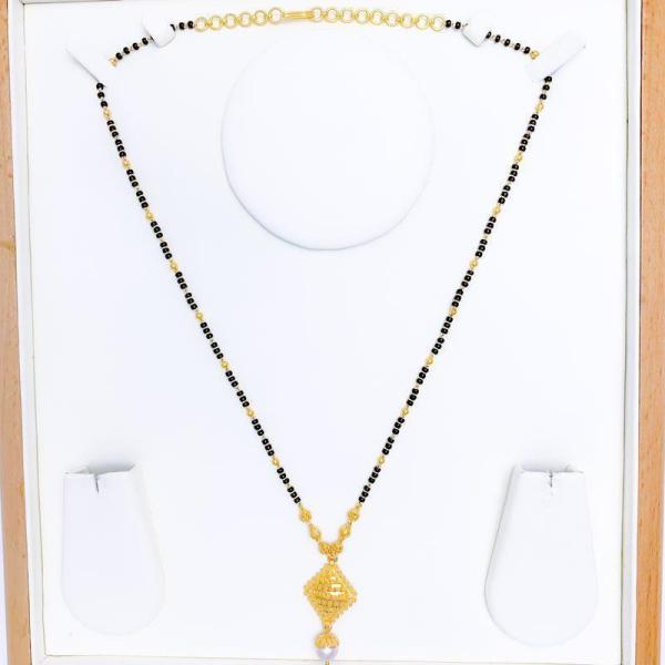 Refined Pearl Drop Mangalsutra