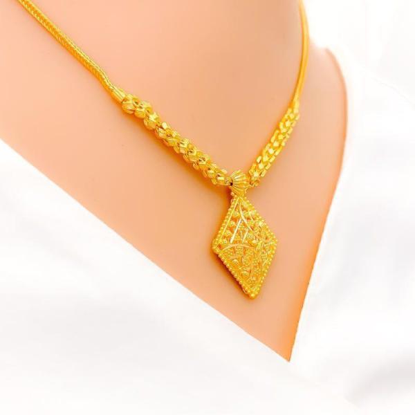 Ornate DiamondShaped Necklace Set